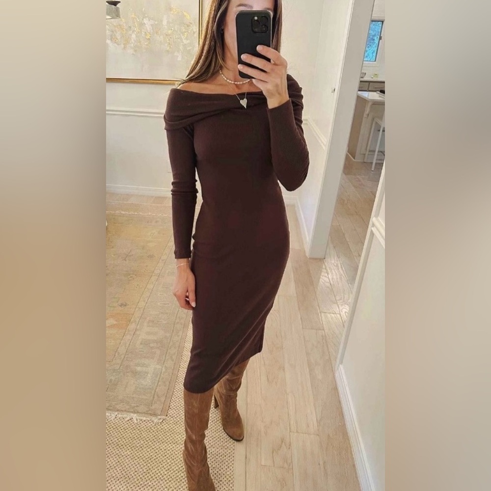 NWT Chocolate Brown Off Shoulder Ribbed Midi Dress Long Sleeve Bodycon Medium - Picture 3 of 13